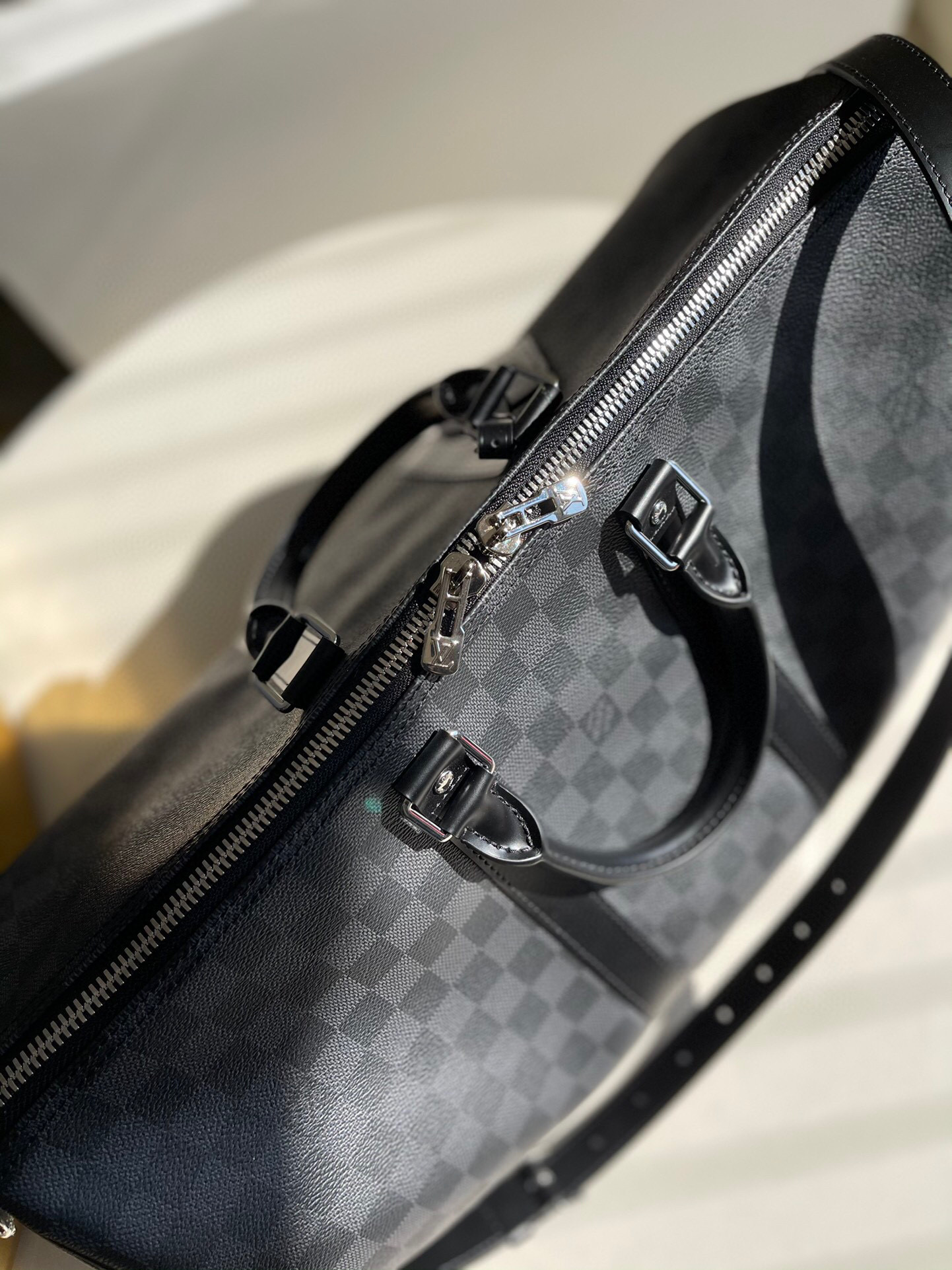 l**is V*t*n keepall 45