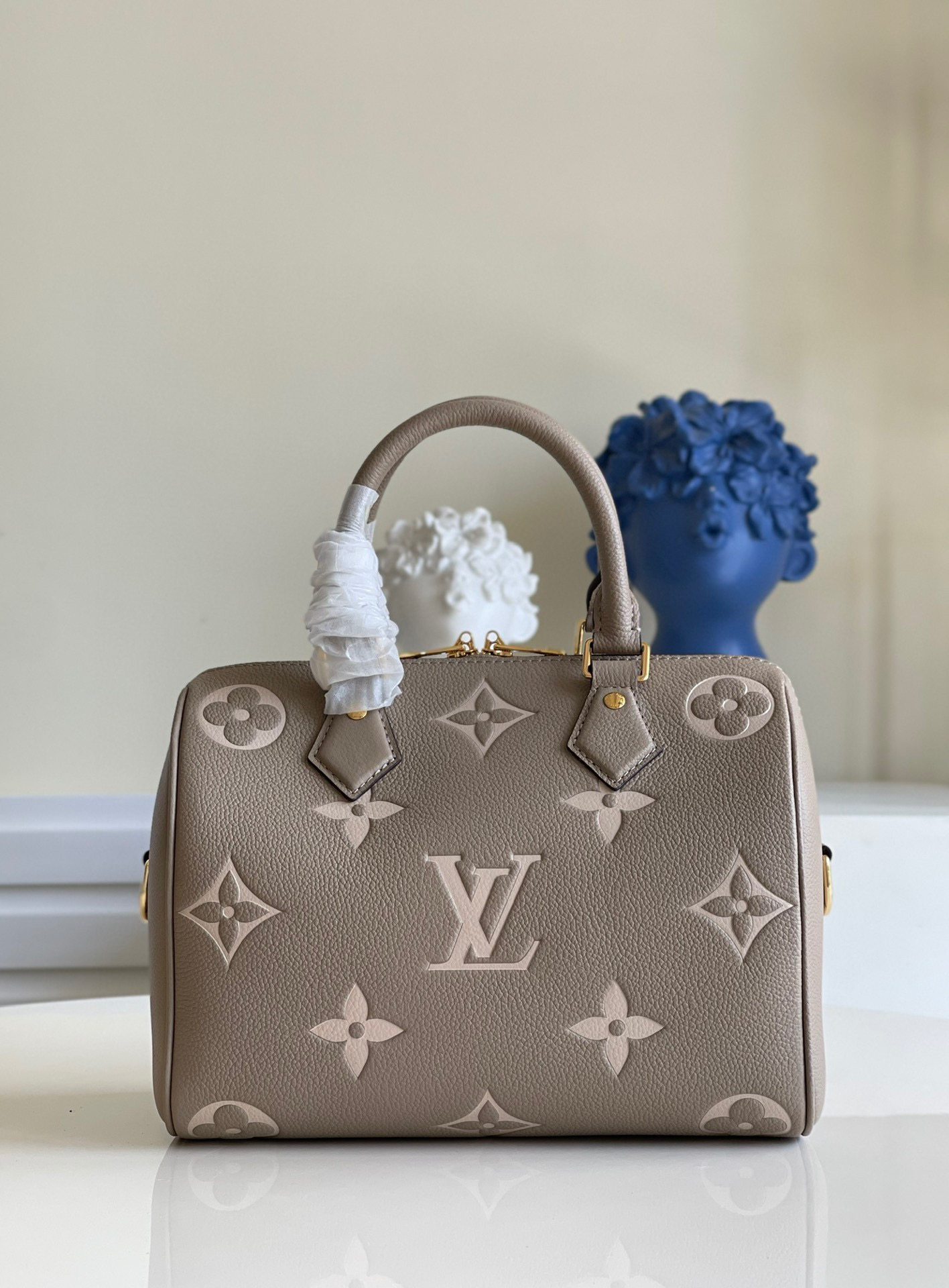 l**is V*t*n speedy 25