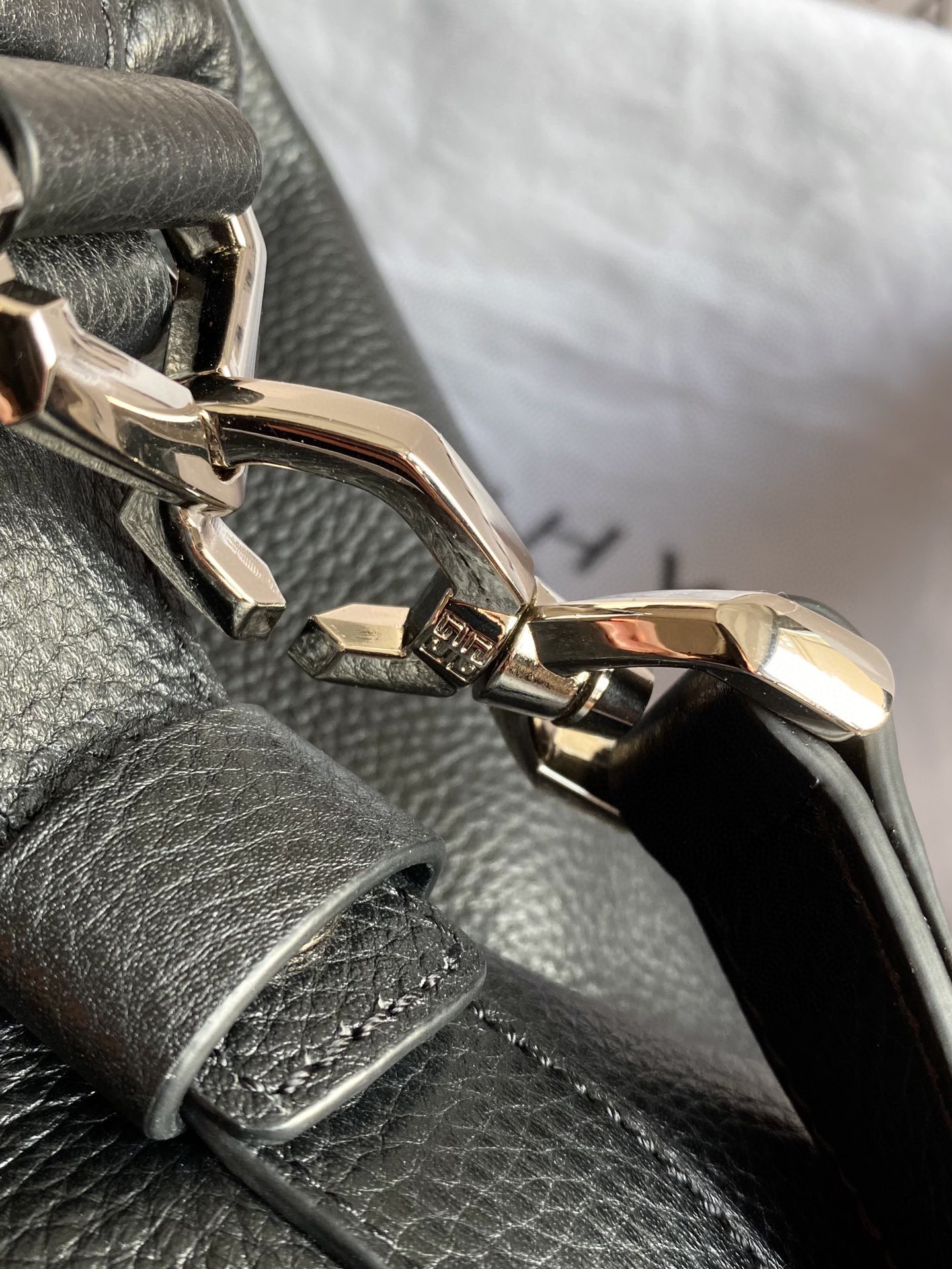 Givenchy Antigona