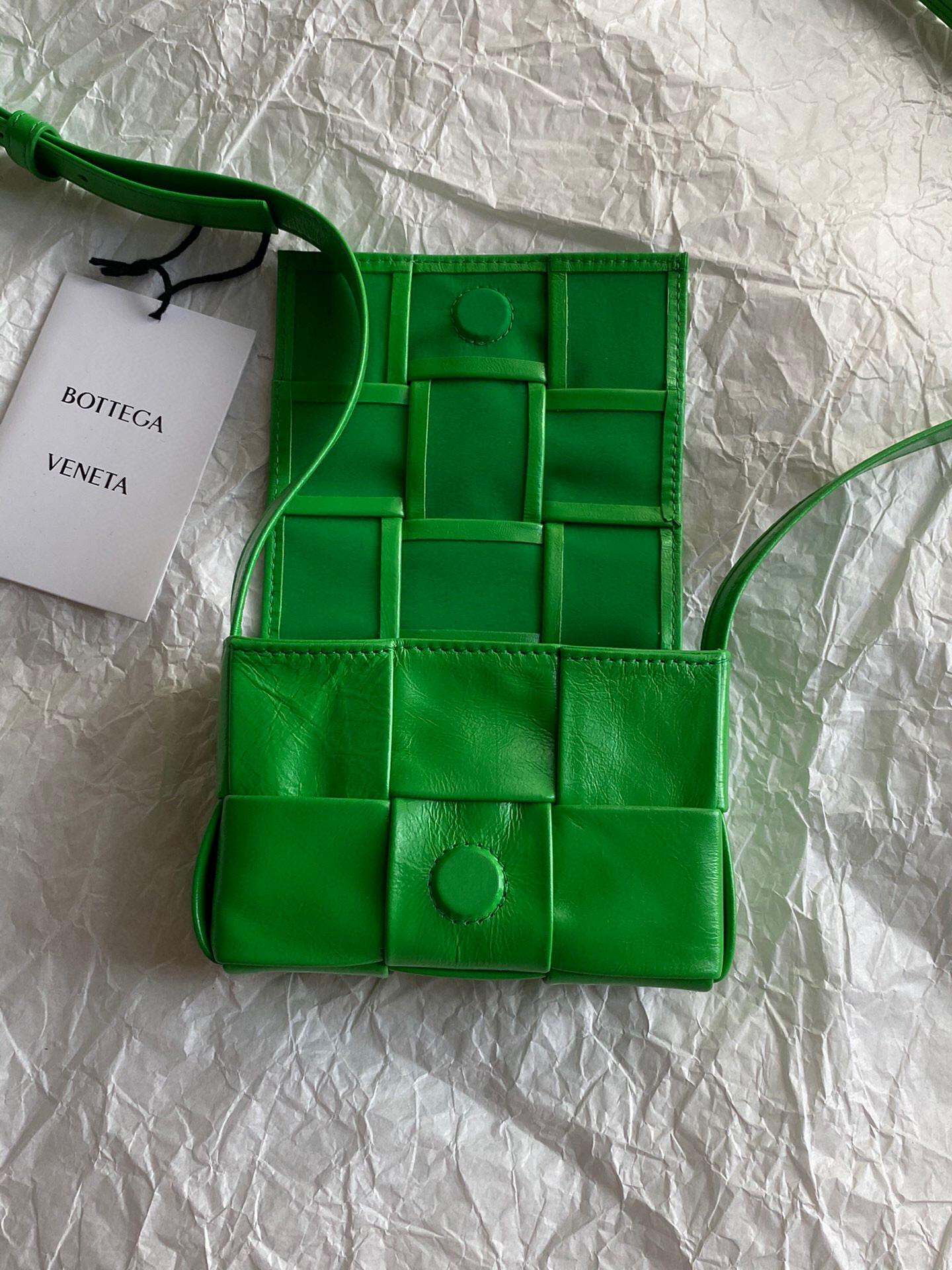 bo*te*ga Ve*ne*ta cassette mini