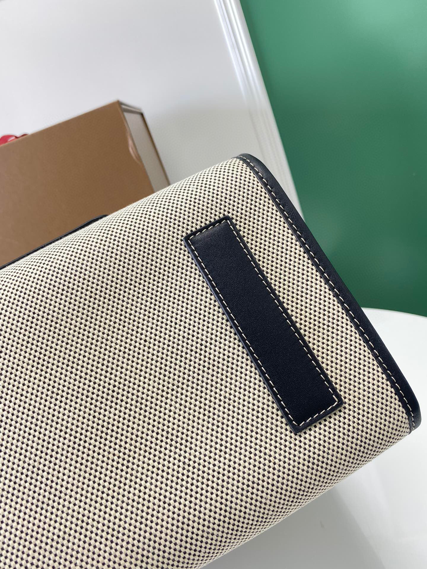 B**rry freya tote