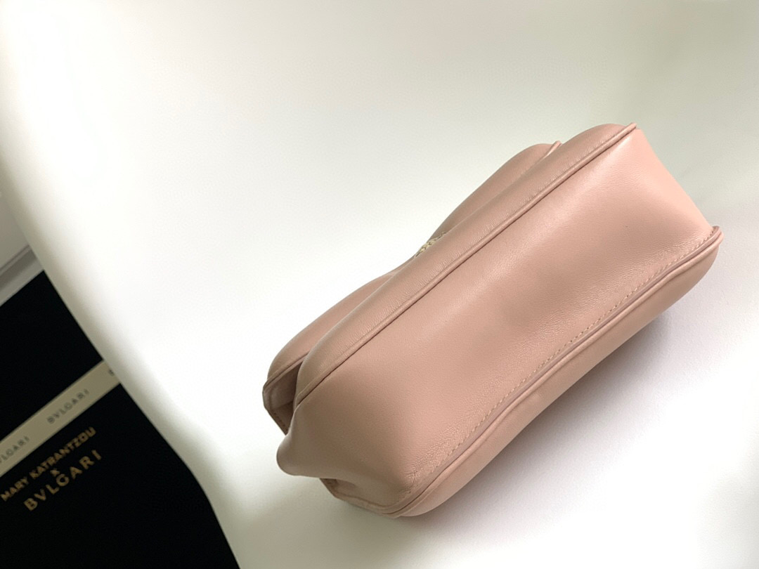 B*l*ai shoulder bag