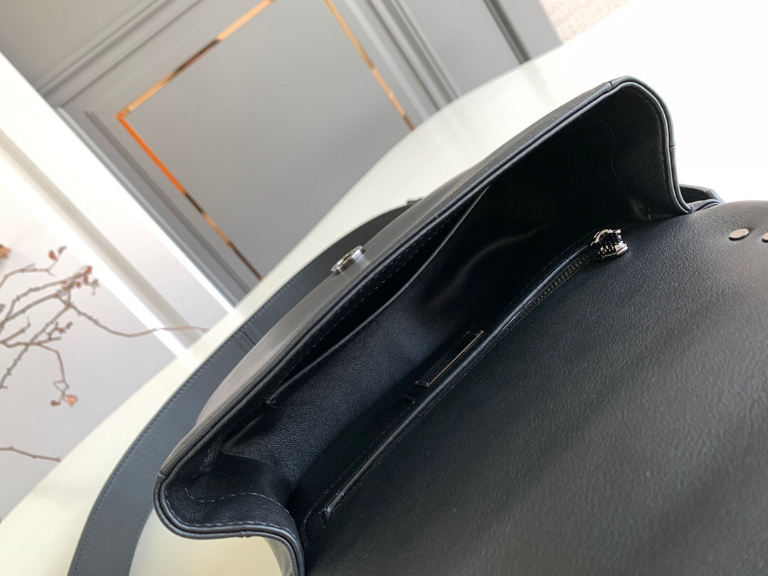 B*l*ai shoulder bag