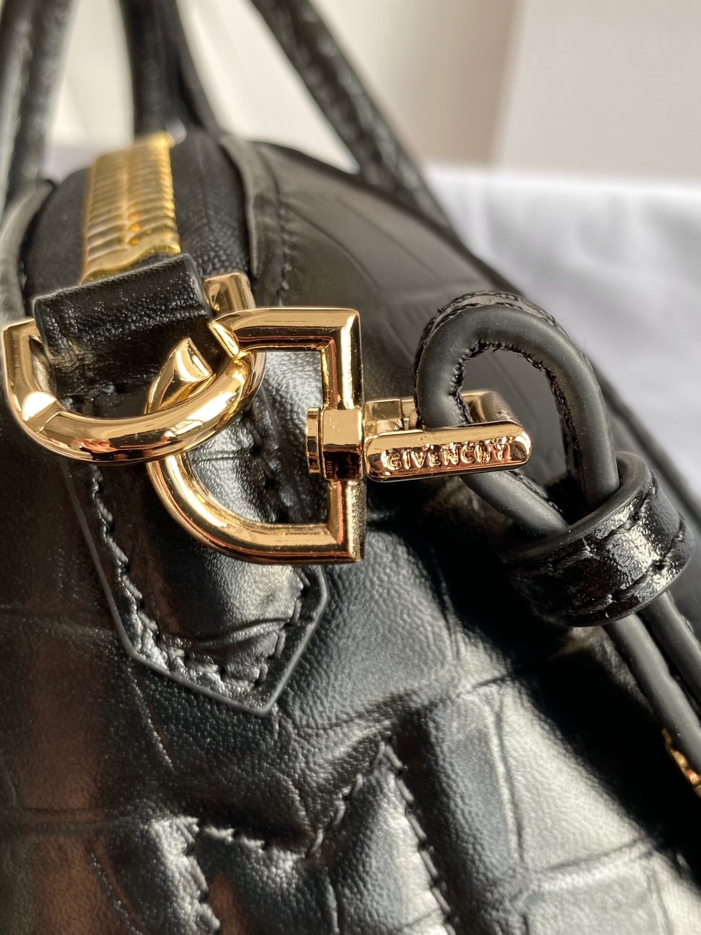 Givenchy Antigona Mini
