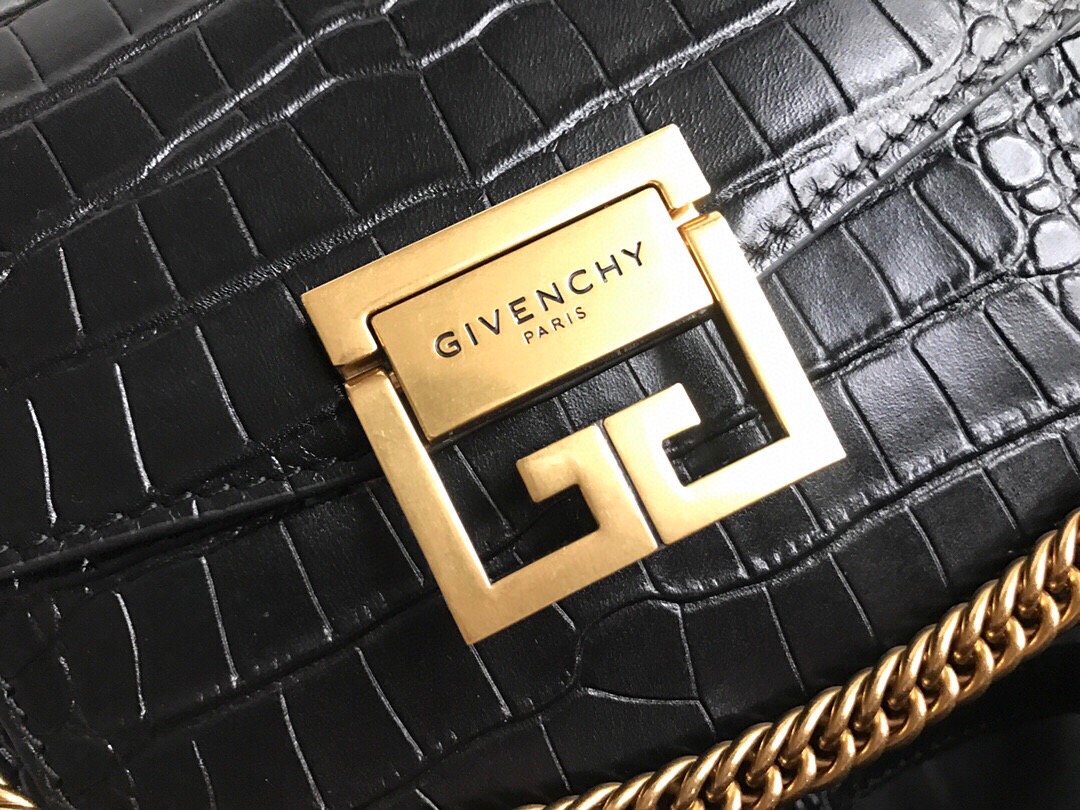 Givenchy GV3