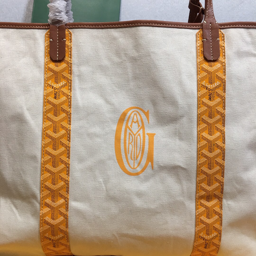 Go*ard tote