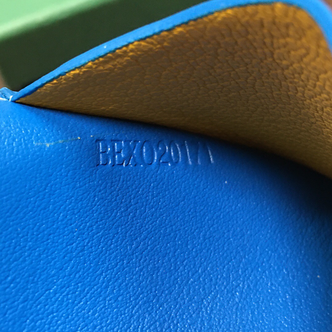 Go*ard card holder