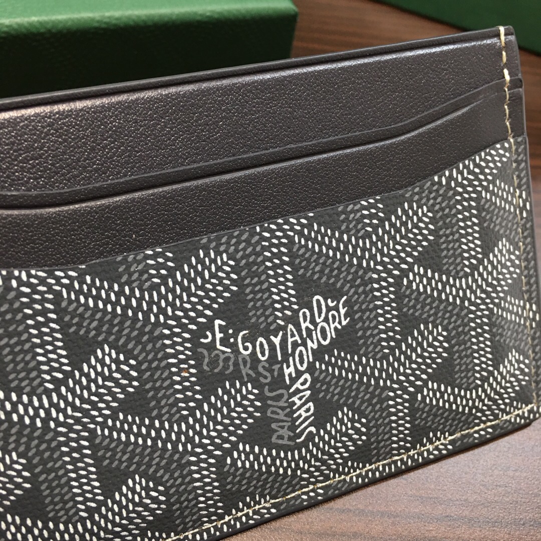 Go*ard card holder