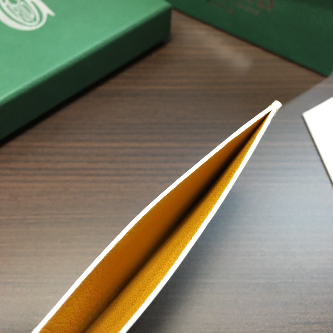 Go*ard card holder