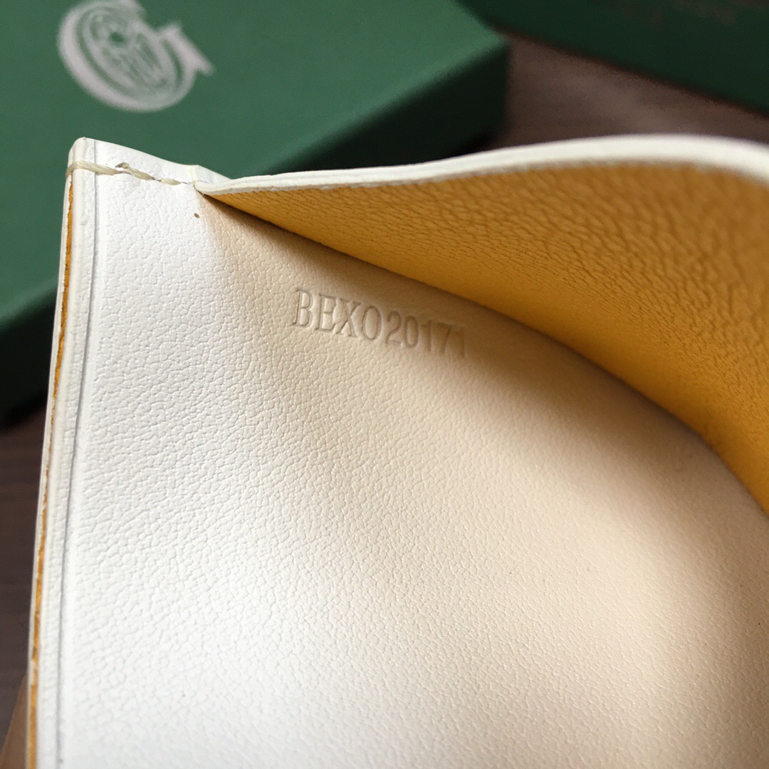 Go*ard card holder