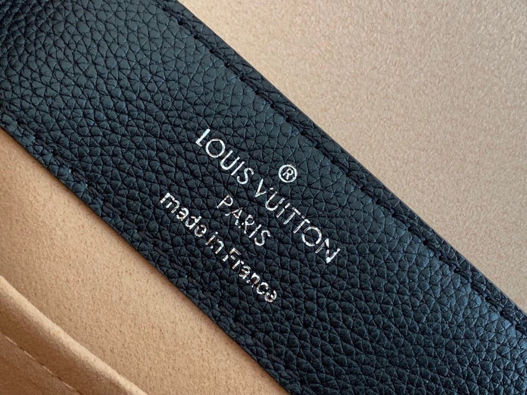 l**is V*t*n sac lockme bb