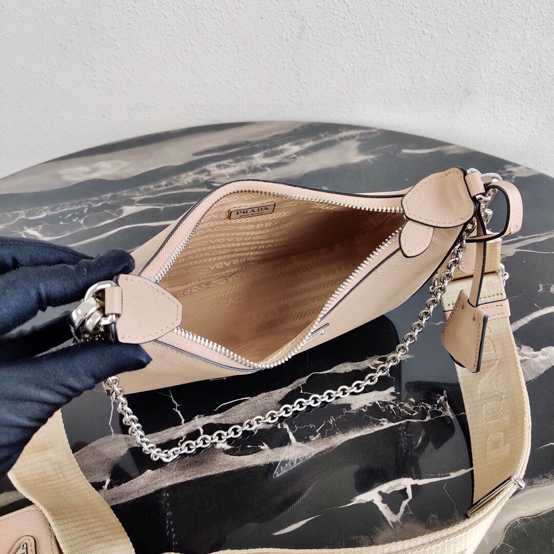 Pra*a re-edition 2005 saffiano leather bag