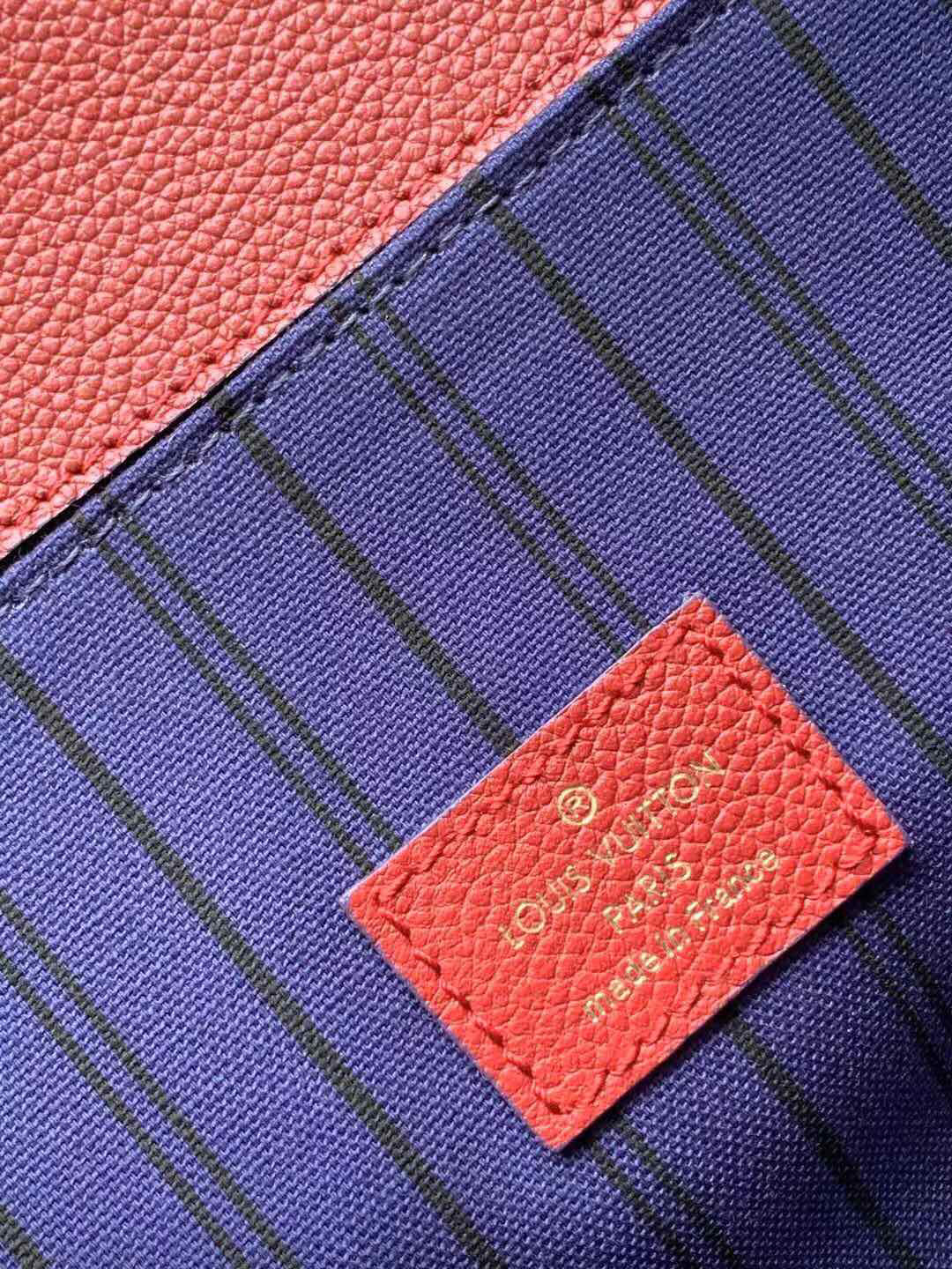 l**is V*t*n pochette metis