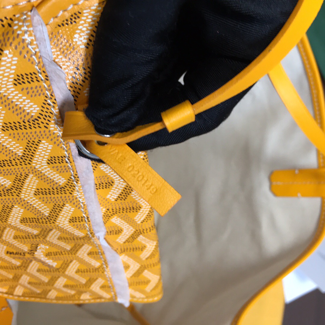 go*ard saint L**is pm tote bag