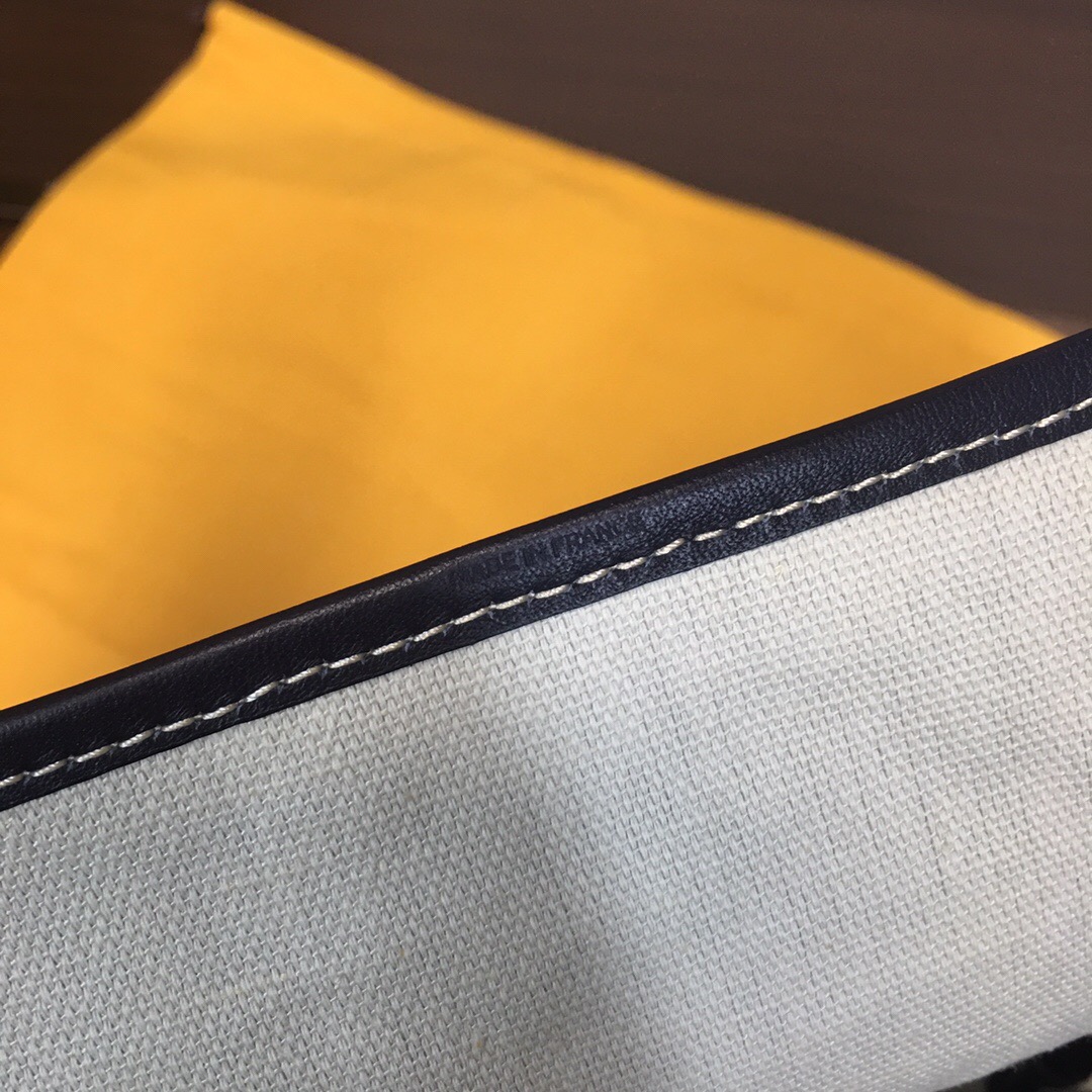 go*ard saint L**is gm tote bag