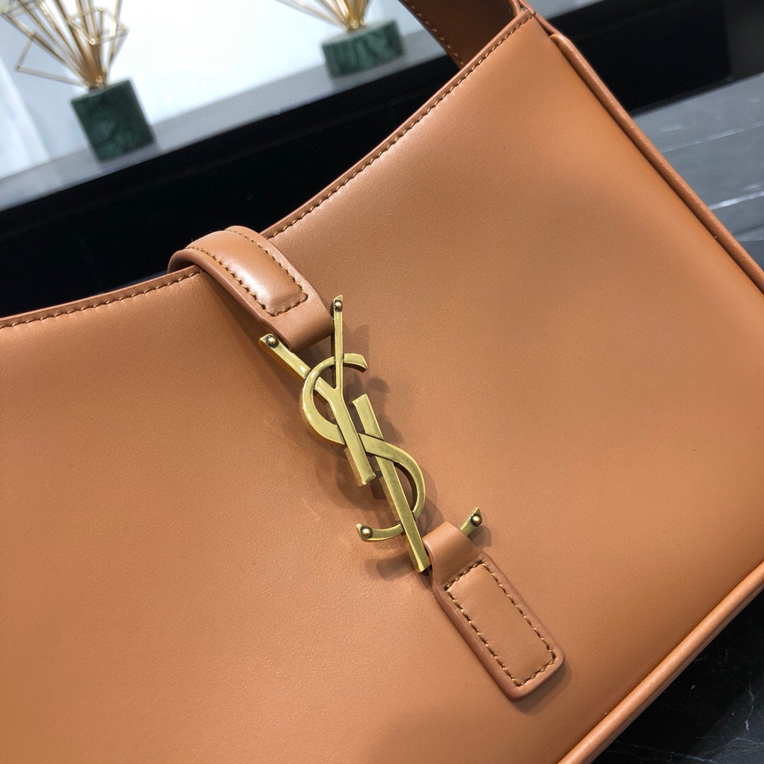 YSL Hobo