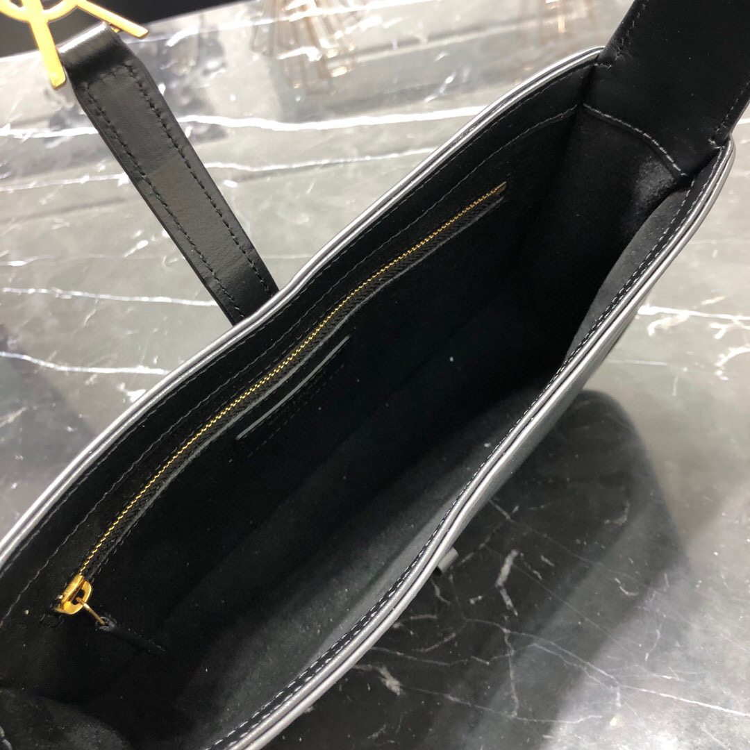 YSL Hobo