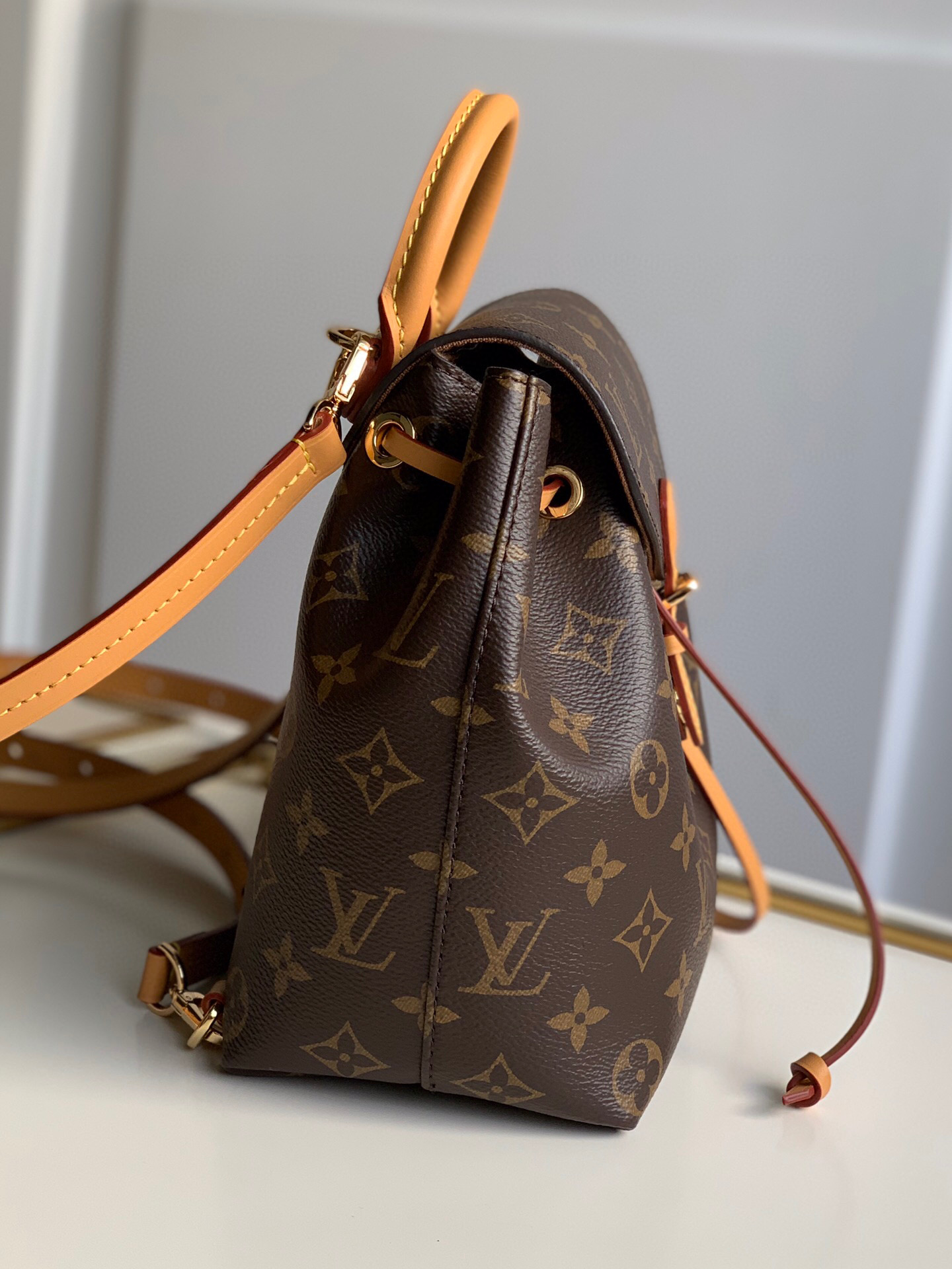 l**is V*t*n montsouris bb backpack