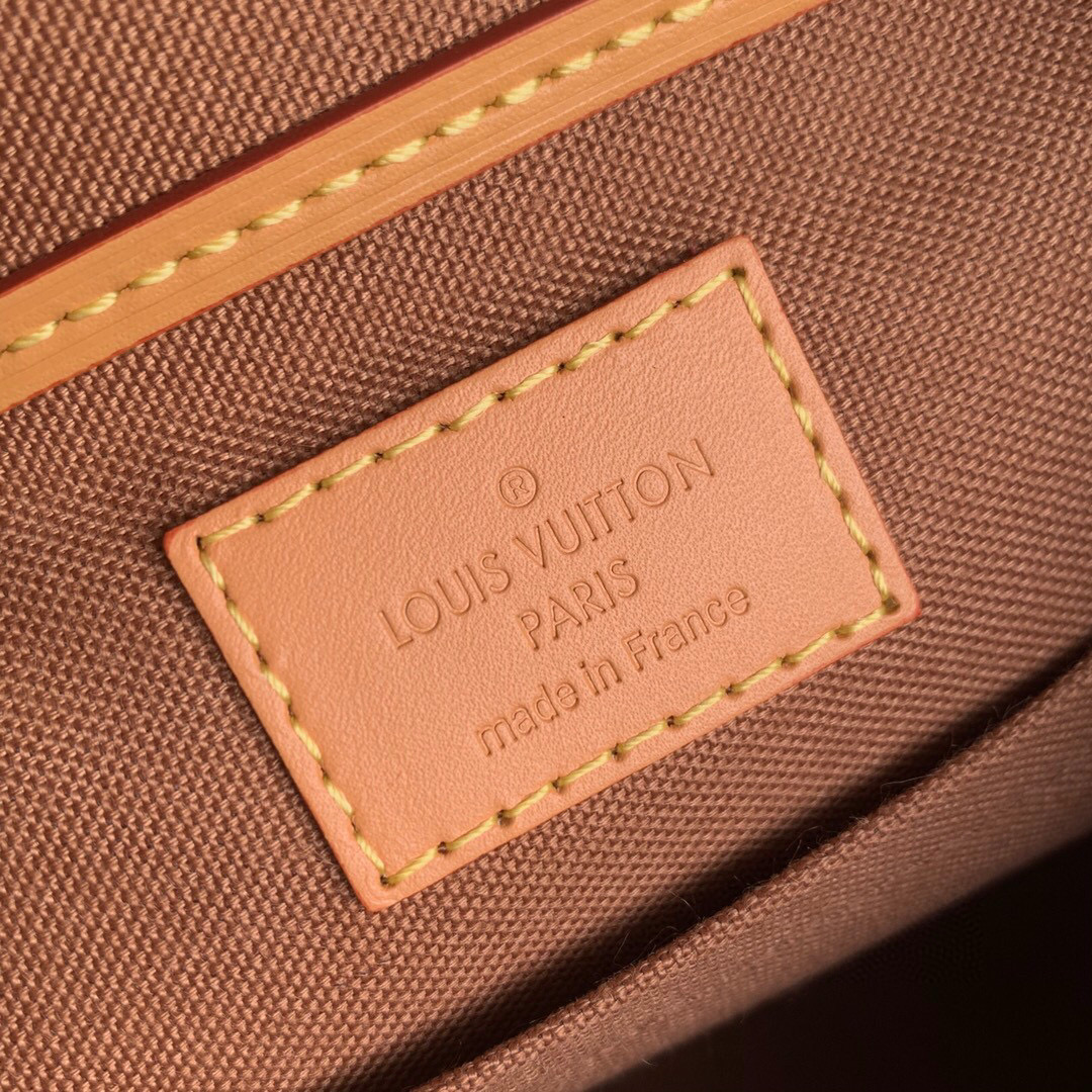 l**is V*t*n montsouris bb backpack
