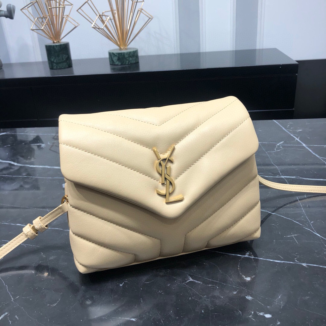YSL LOULOU TOY