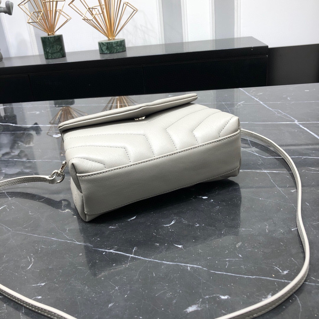 YSL LOULOU TOY