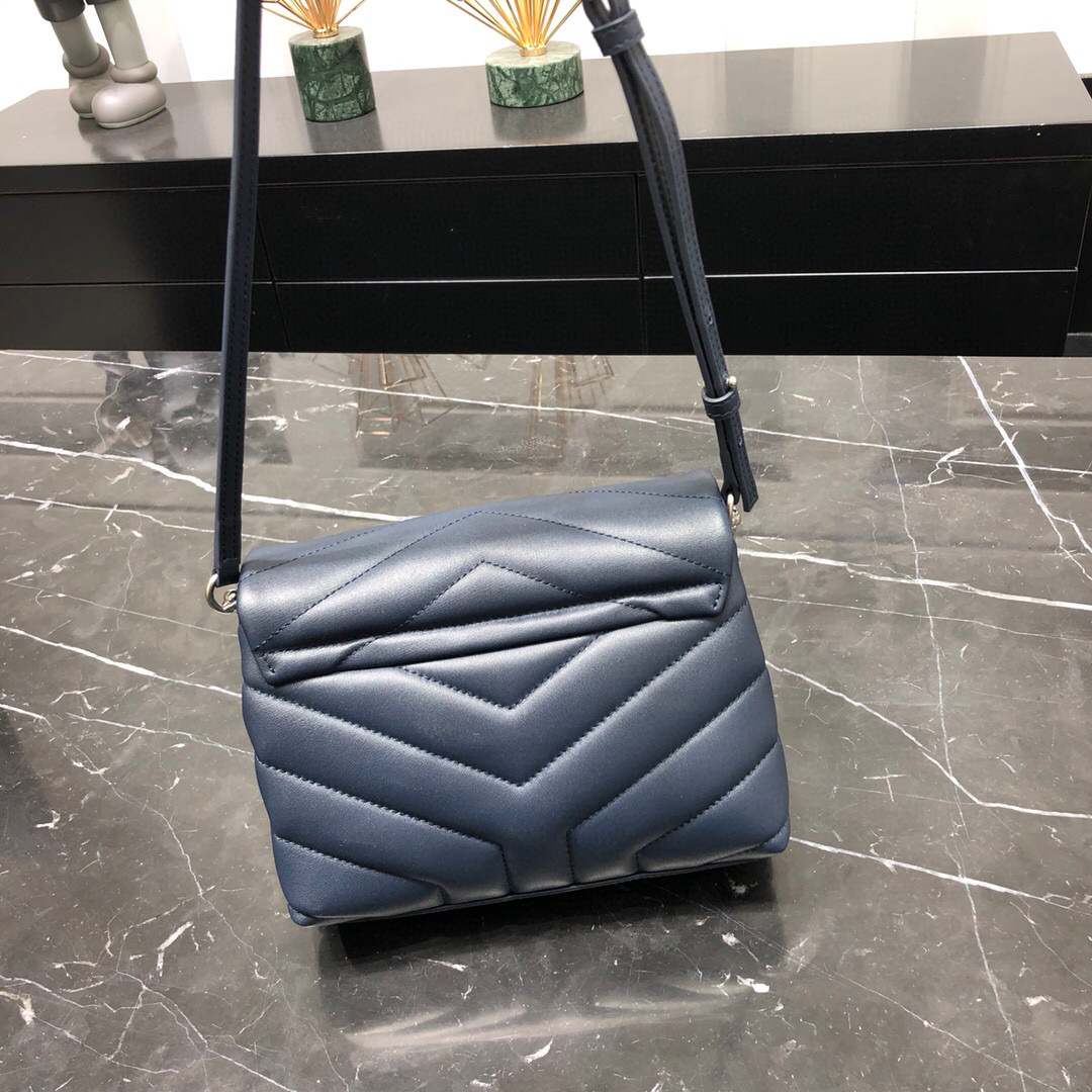 YSL LOULOU TOY