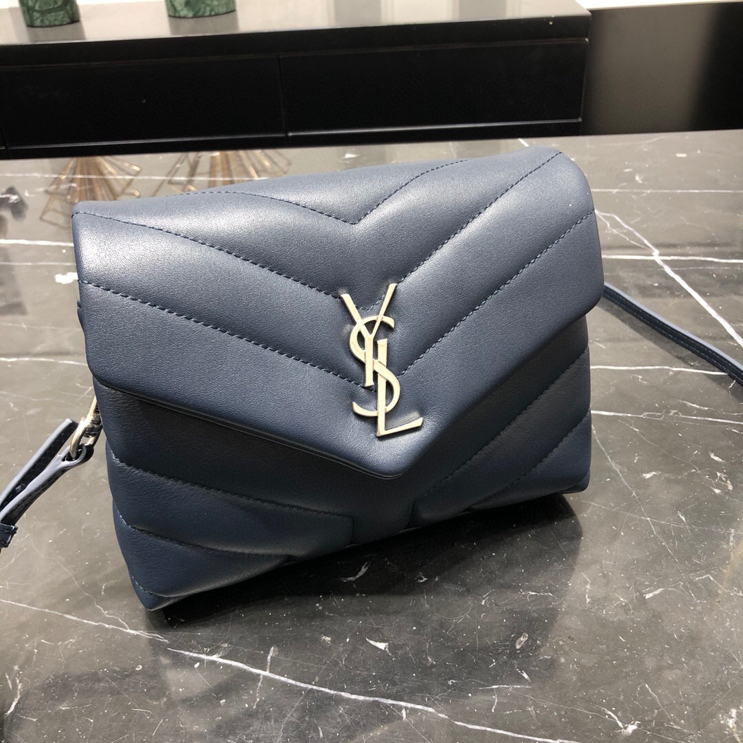 YSL LOULOU TOY