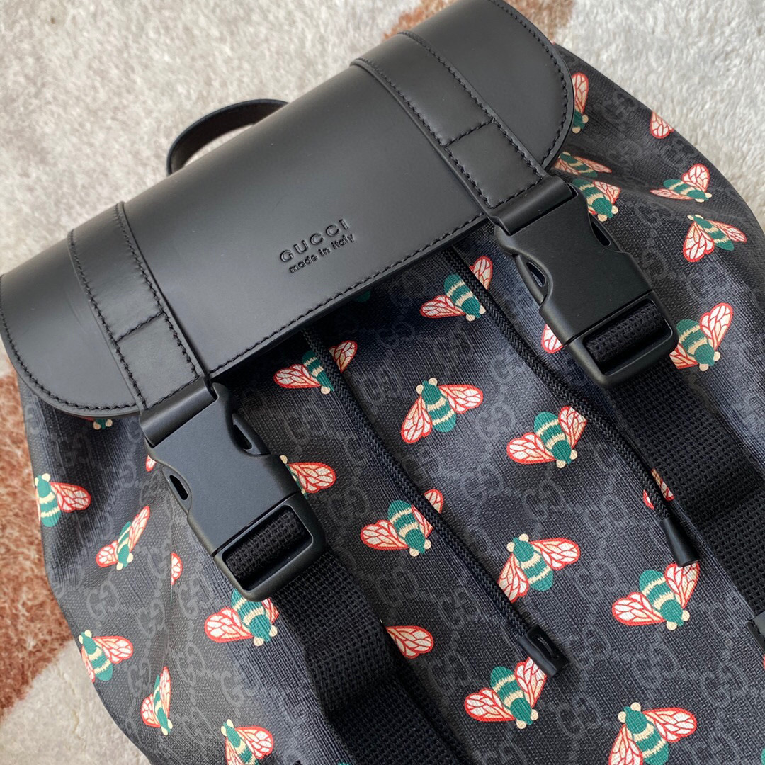 G*u*i backpack