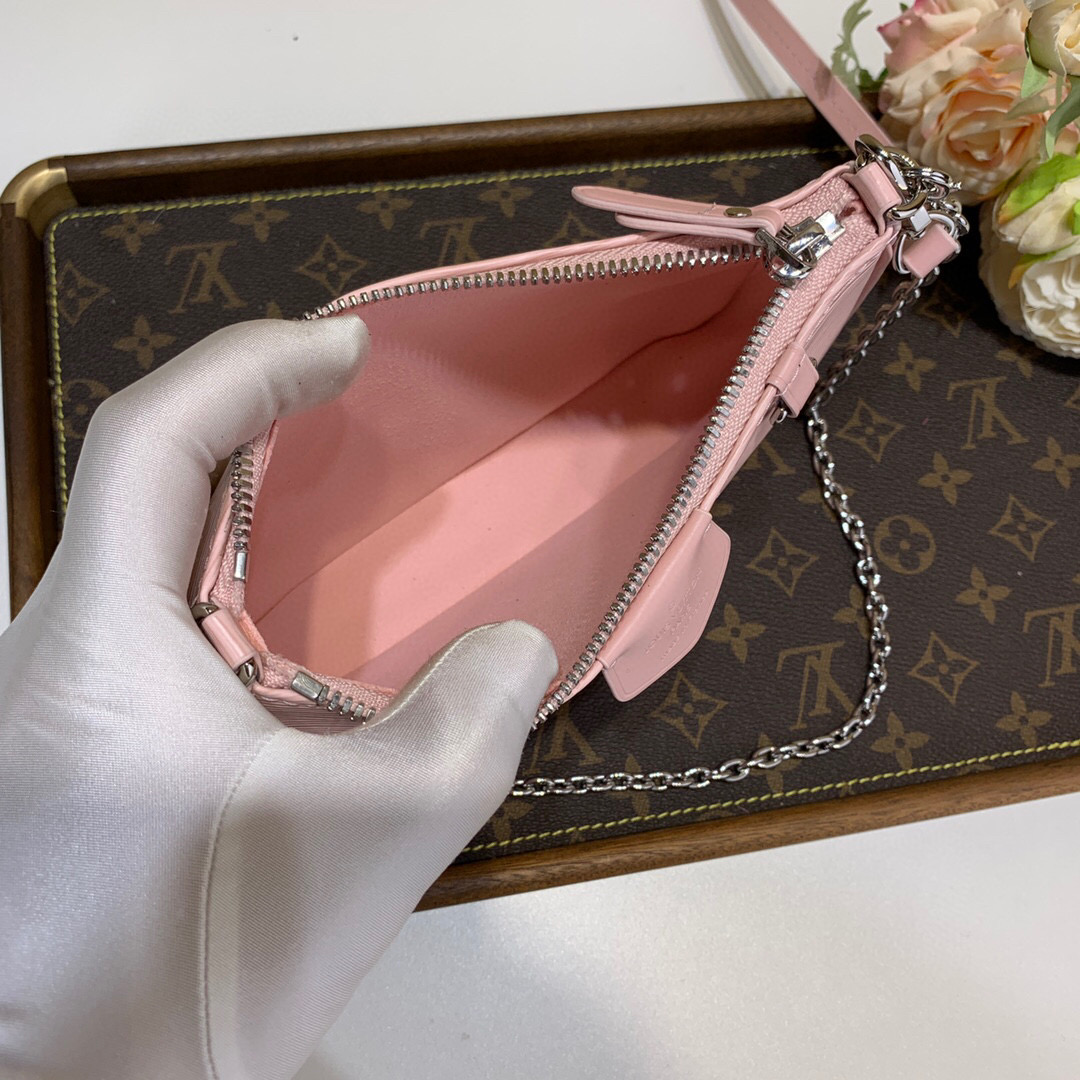 l**is V*t*n easy pouch