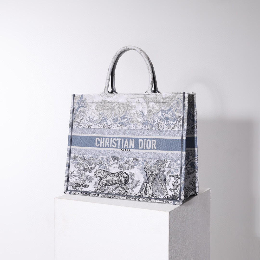 D*or book tote