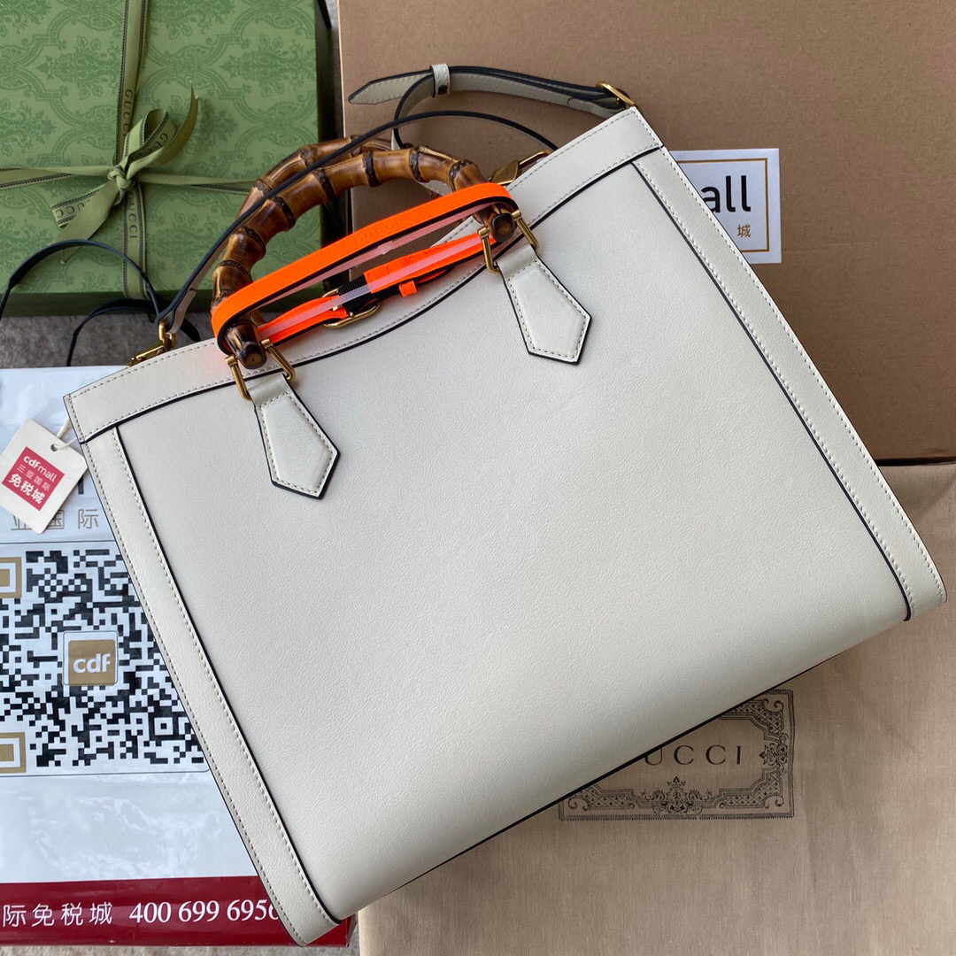 G*u*i diana tote