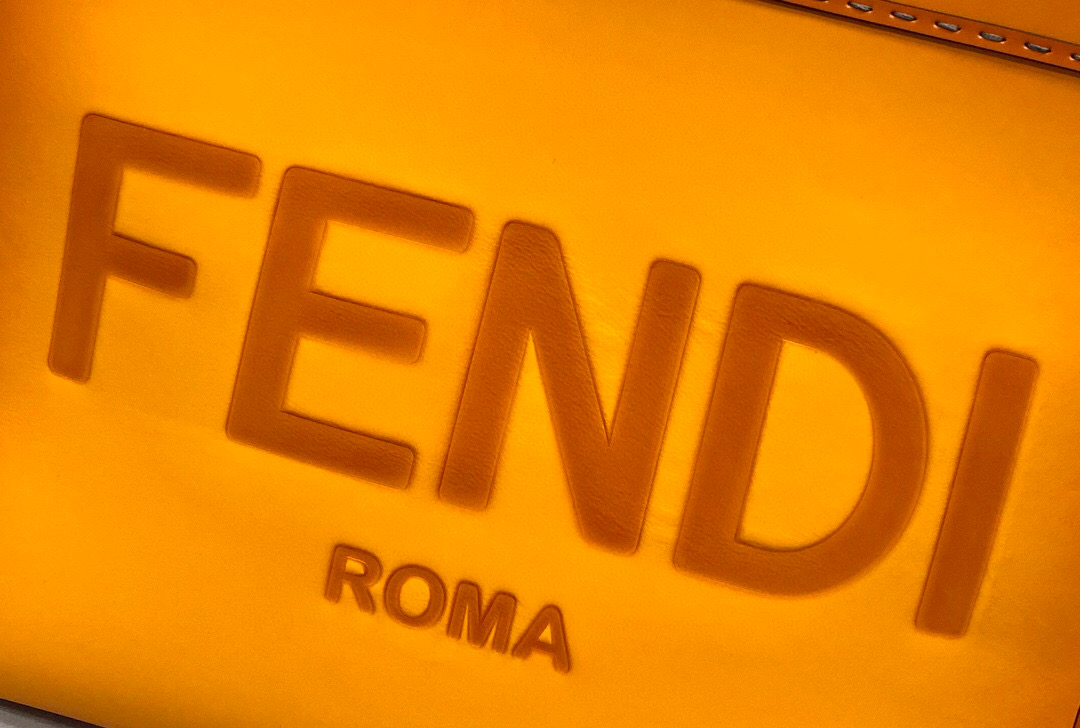F**di tote