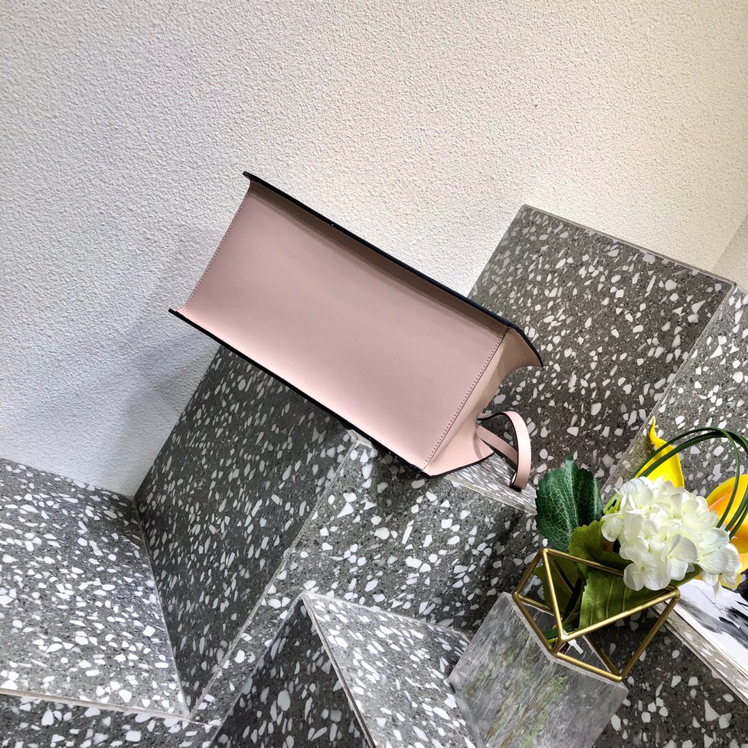 Valentino Garavani Walk Tote