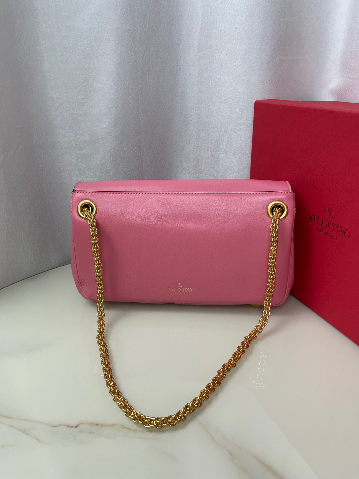 Valentino Stud Sign