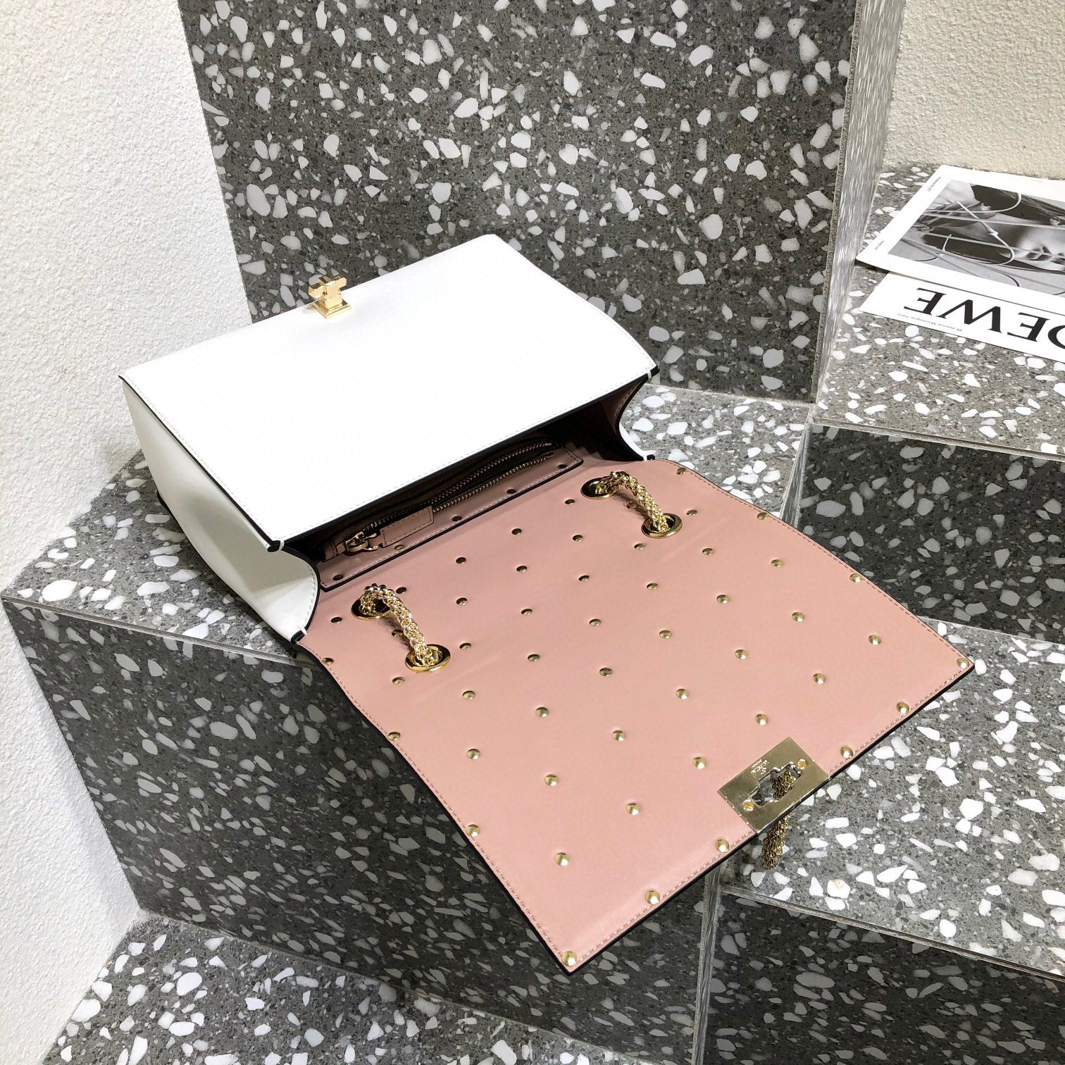 Valentino Beehive