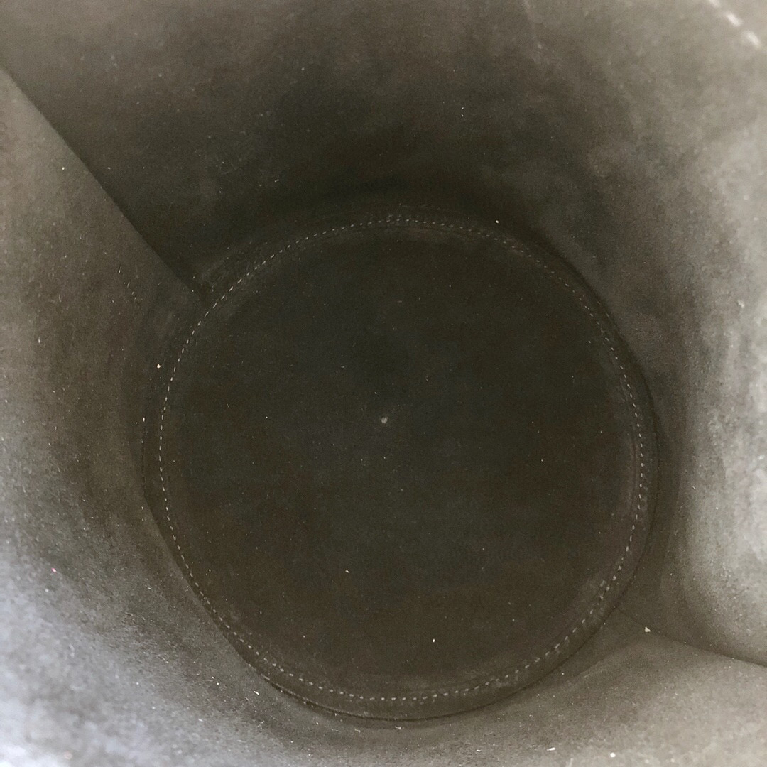 Ce**e bucket