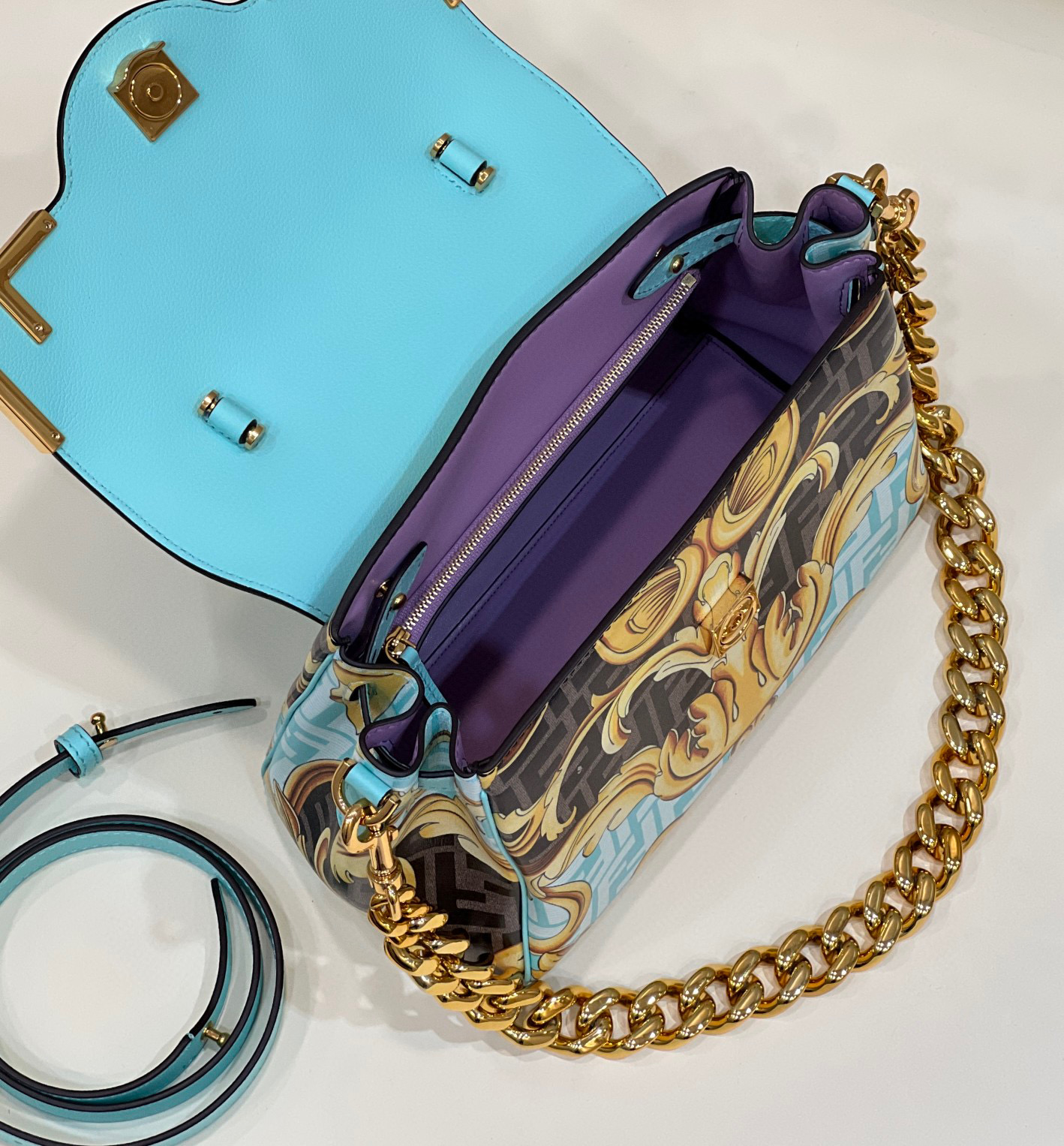 F**di & versace la medusa