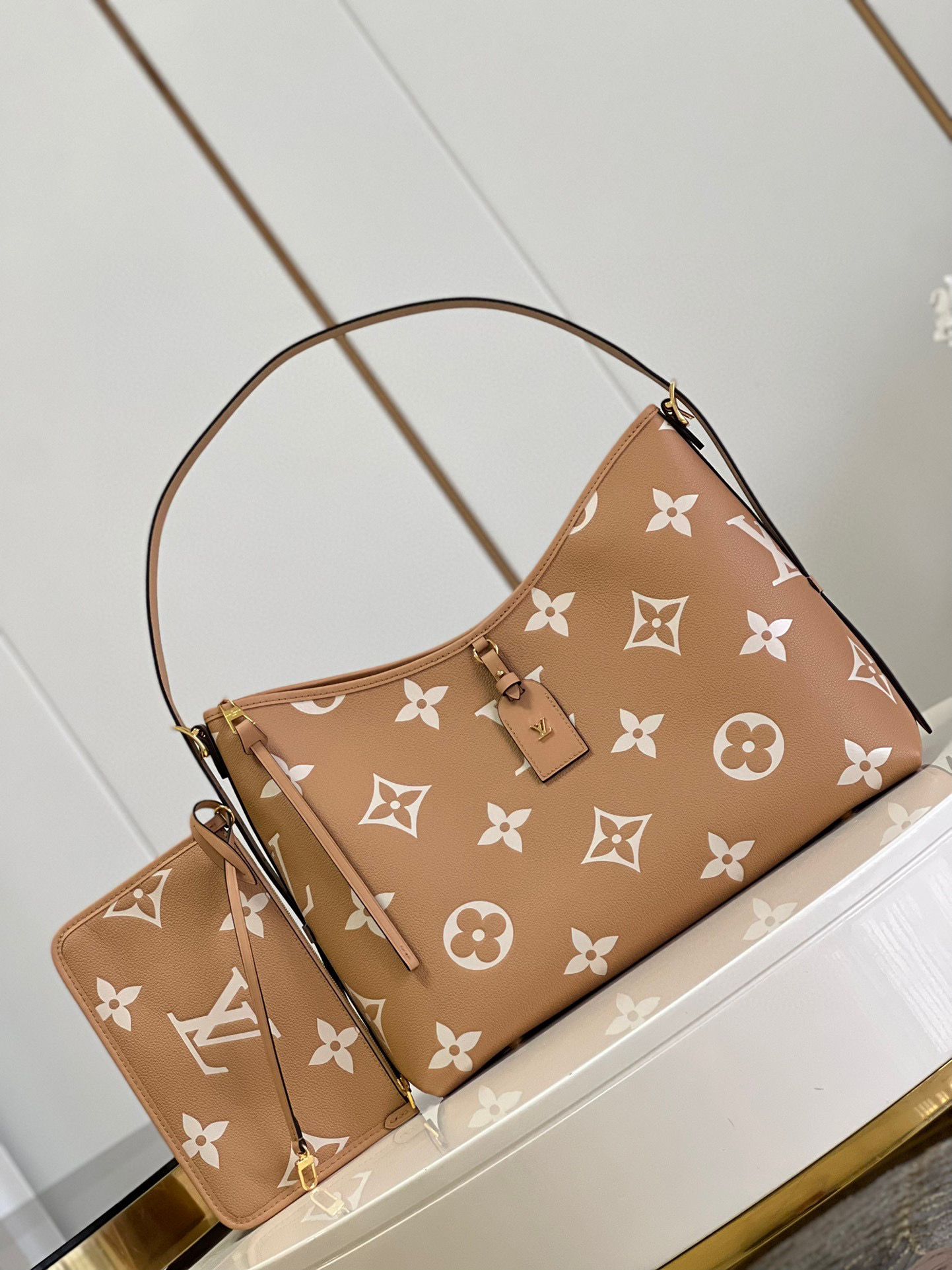 l**is V*t*n carryall mm