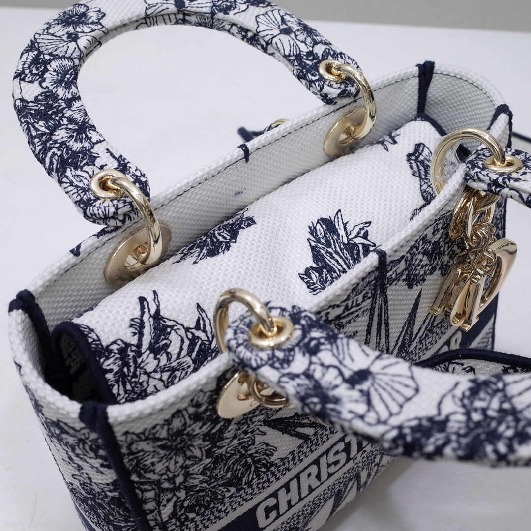 D*or medium lady d-lite bag