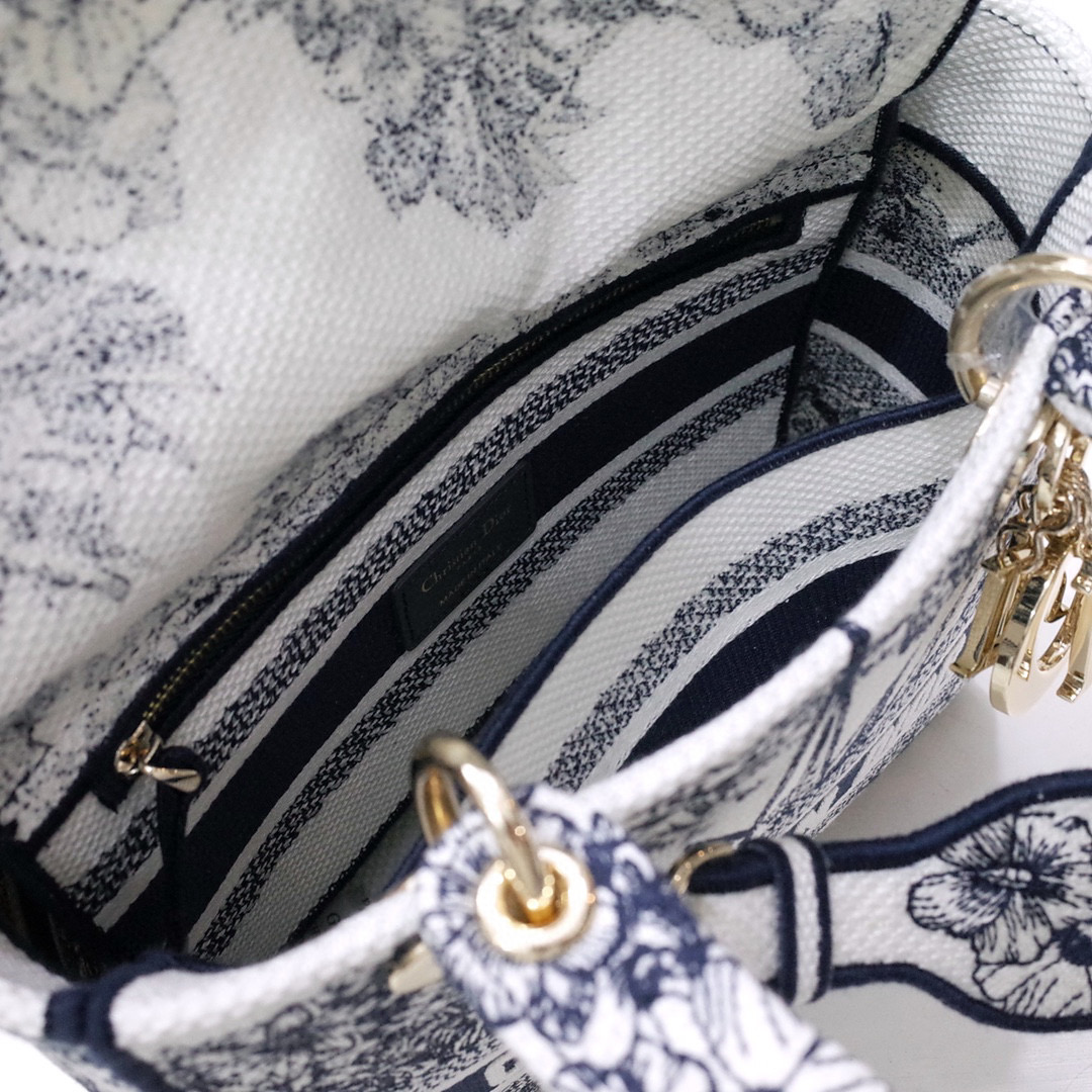 D*or medium lady d-lite bag
