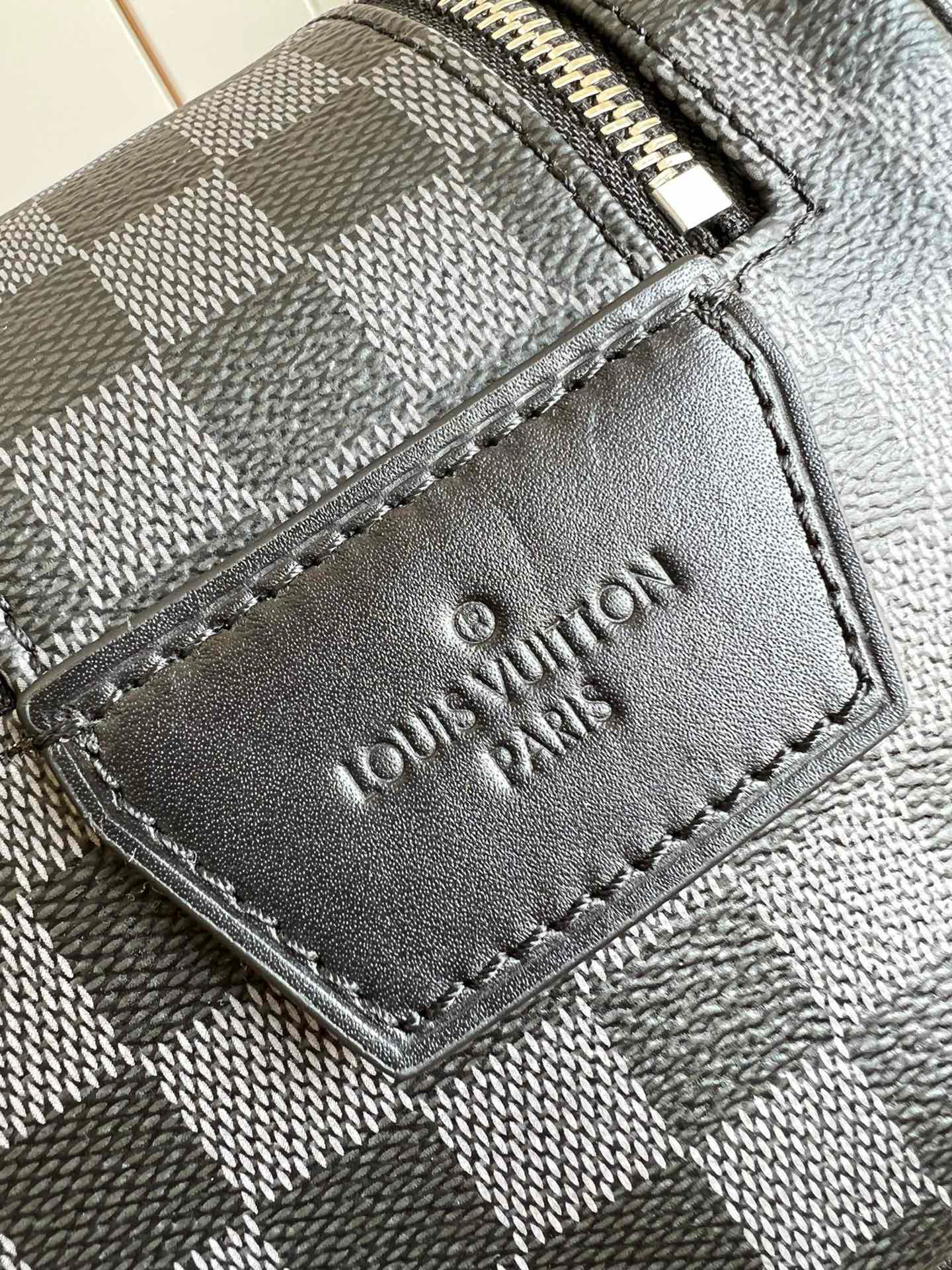 l**is V*t*n dopp kit toilet pouch