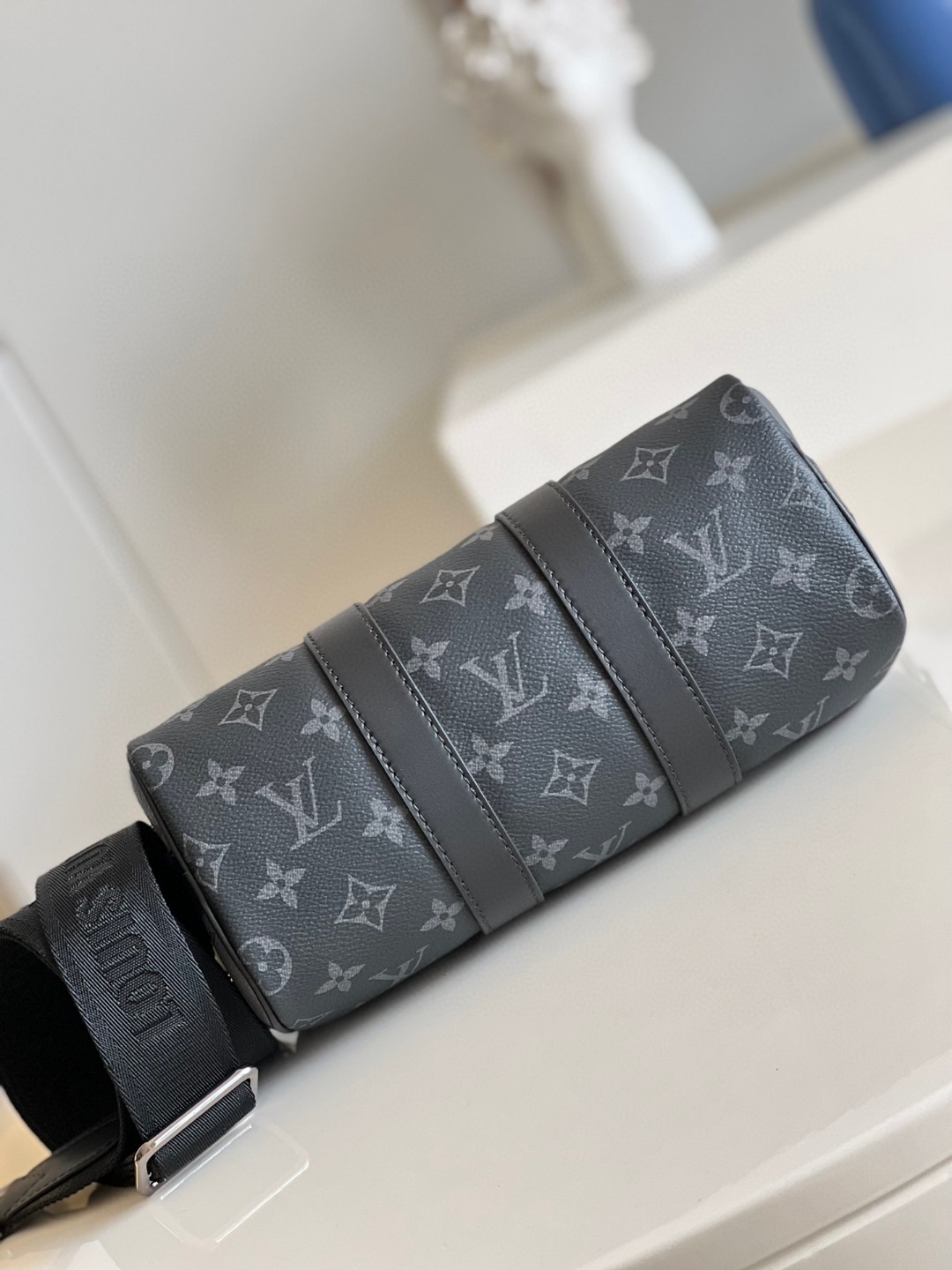 l**is V*t*n keepall 25