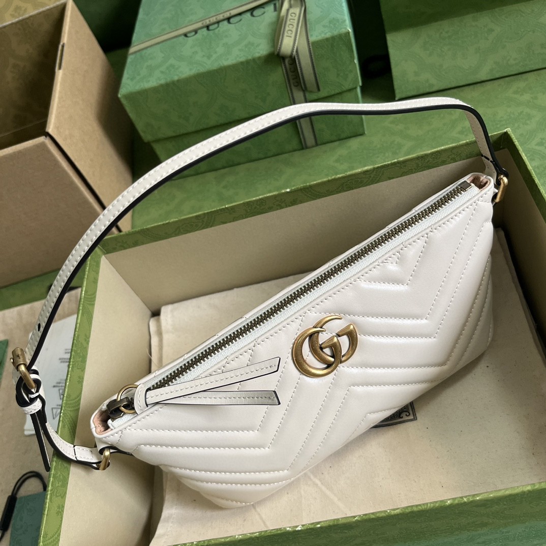 G*u*i gg marmont shoulder bag