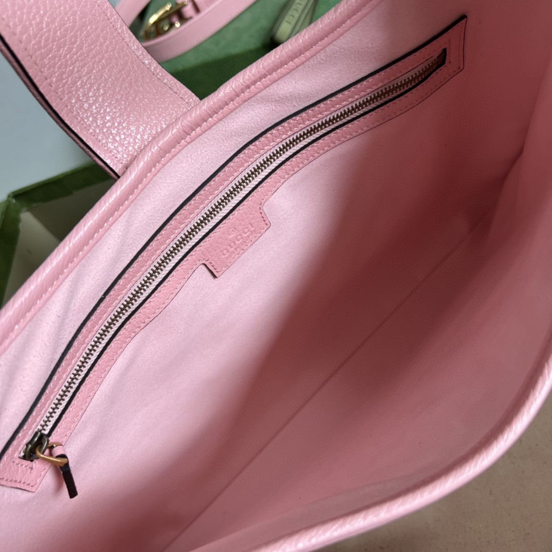 G*u*i aphrodite medium shoulder bag