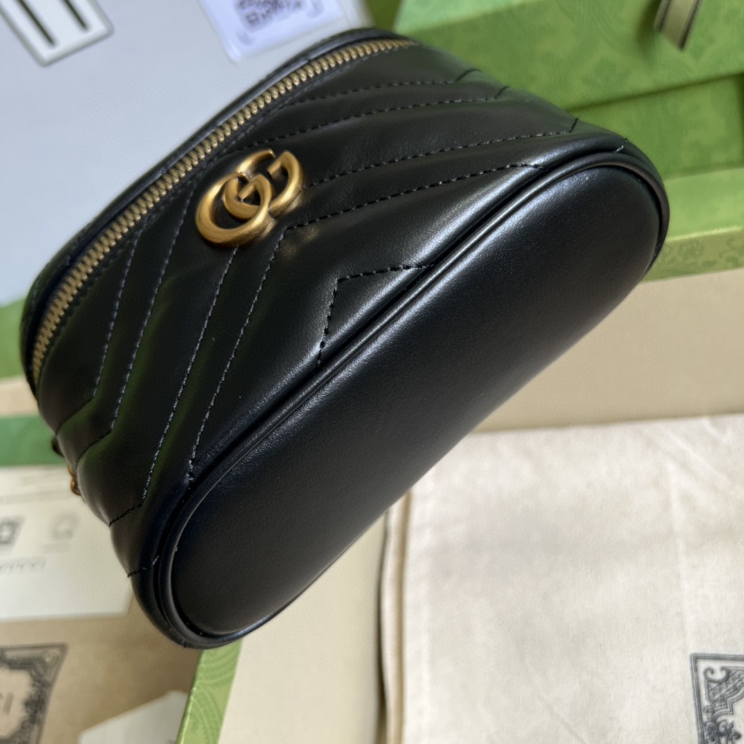 G*u*i marmont mini top handle bag