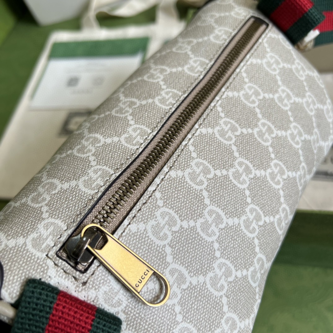 G*u*i belt bag with interlocking g