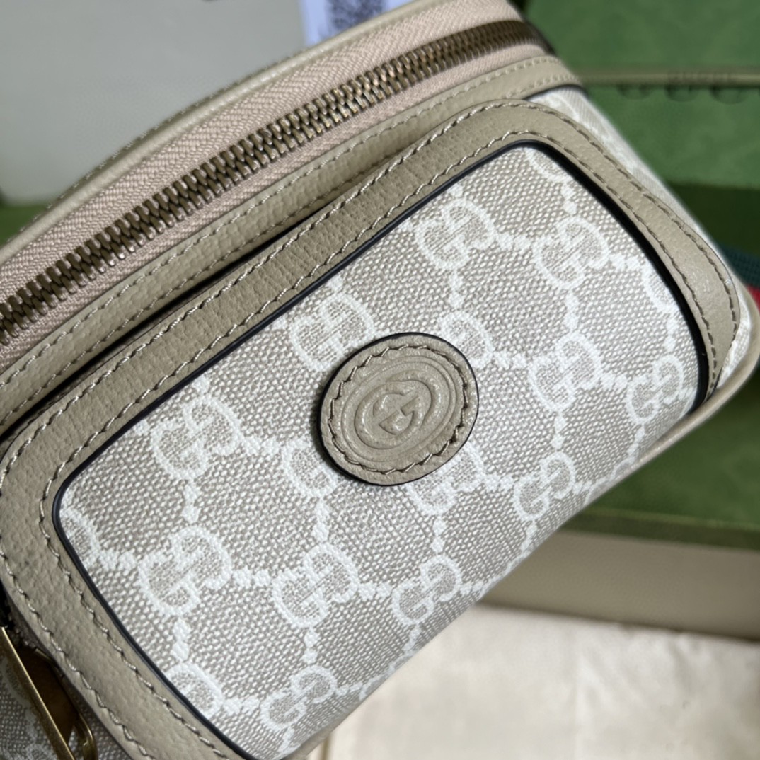 G*u*i belt bag with interlocking g
