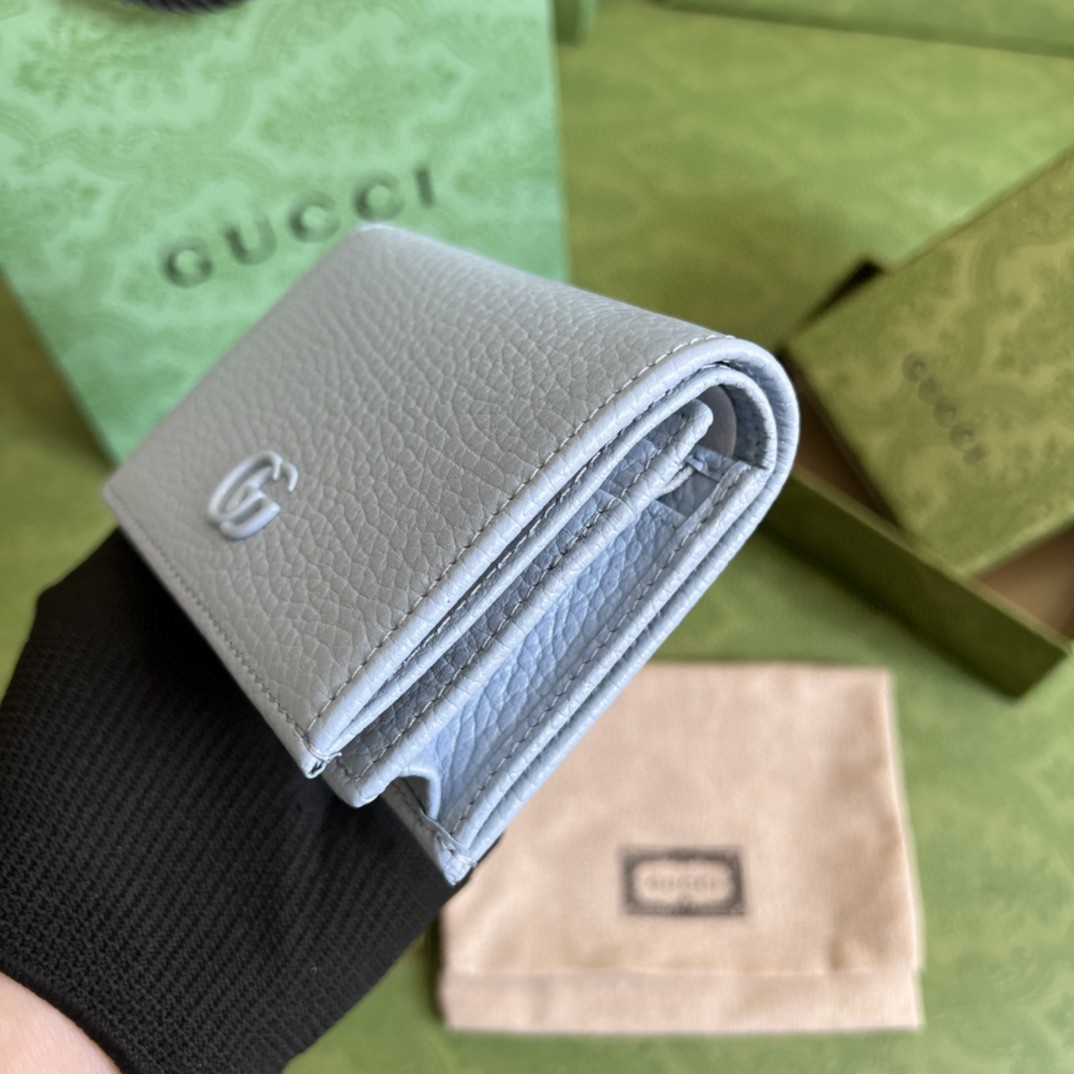 G*u*i leather card case wallet