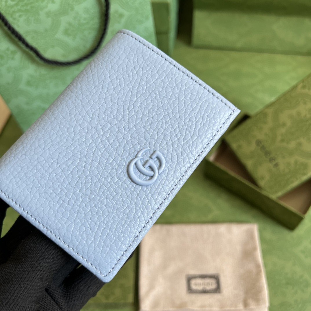 G*u*i leather card case wallet
