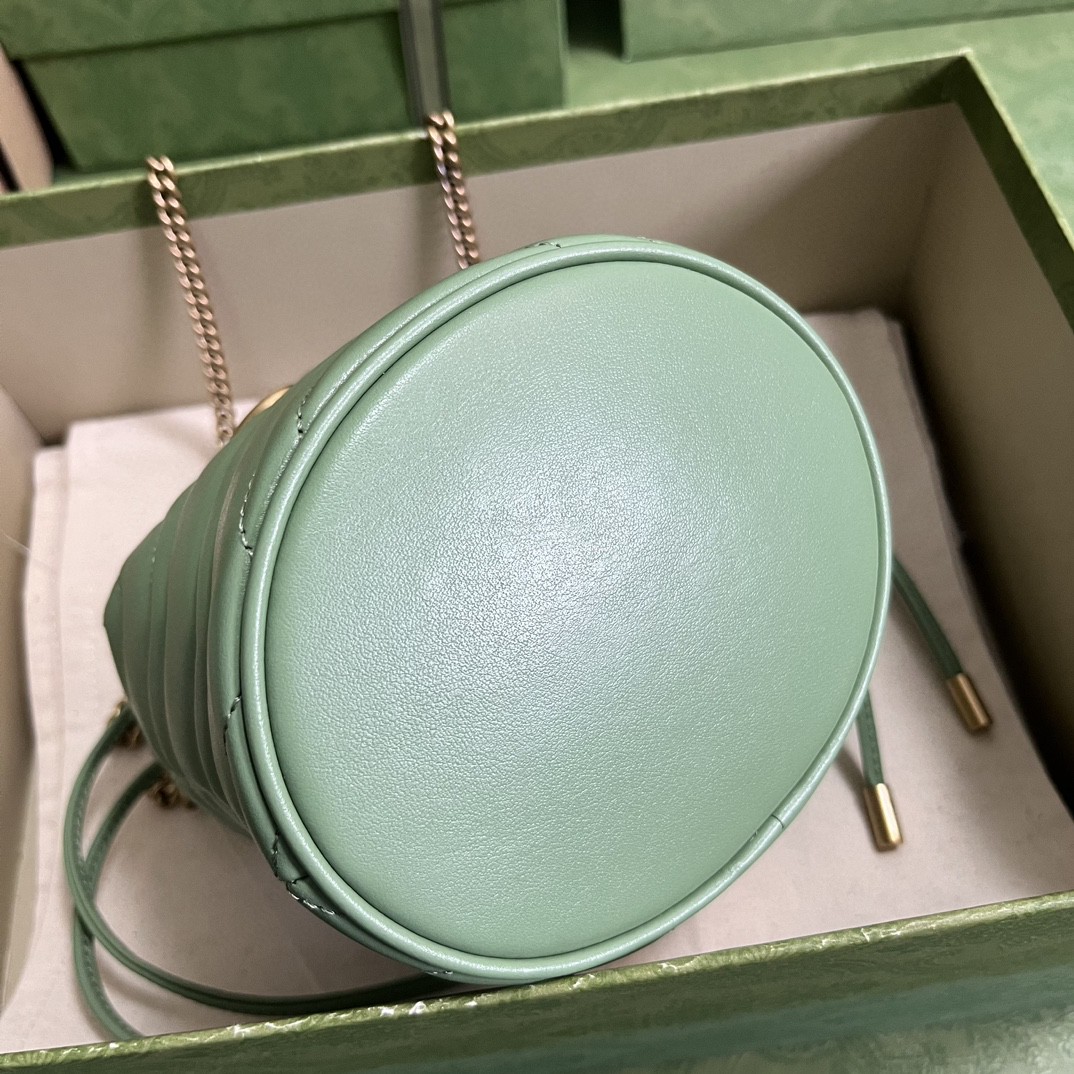 G*u*i marmont mini bucket bag